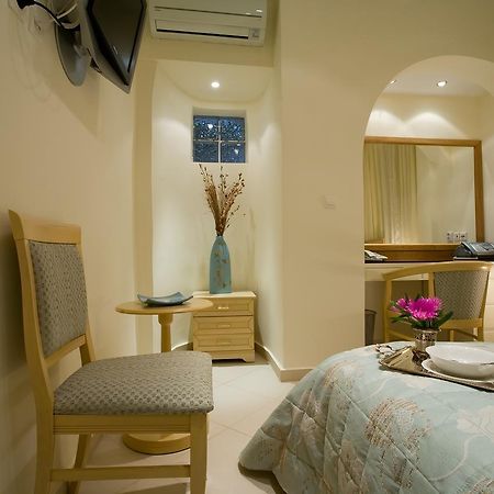 Andria Suites Ándros Exteriör bild
